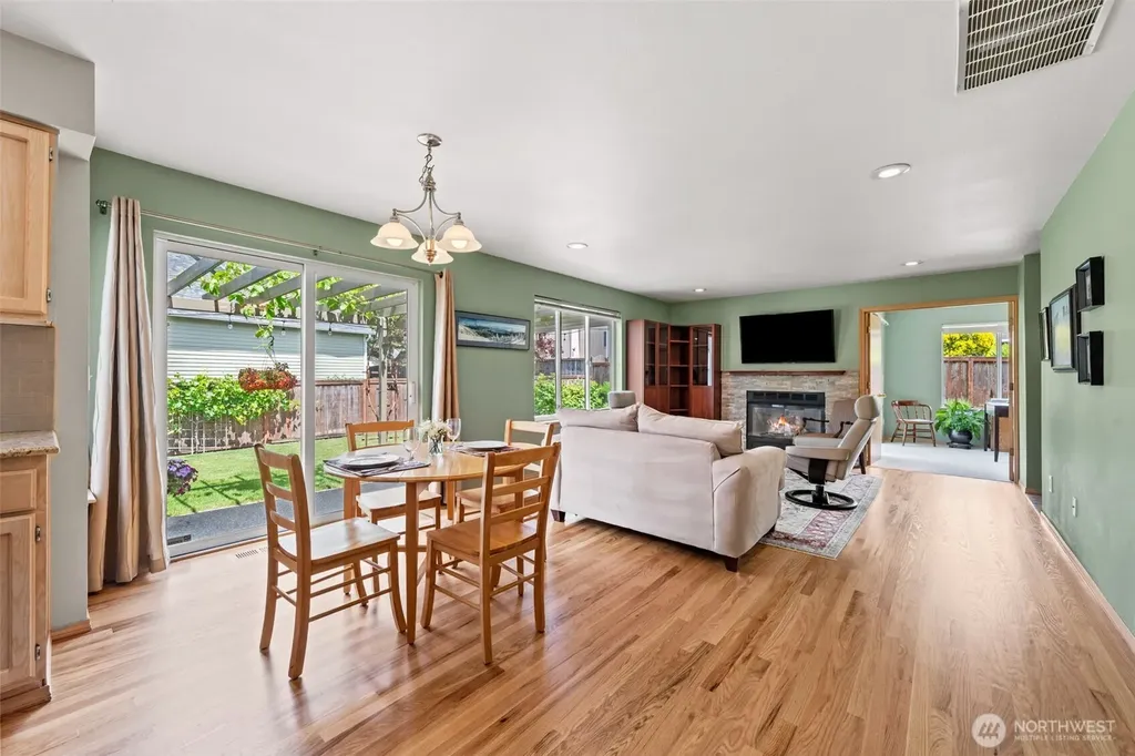 14034 SE 237th Place Kent WA 98042
