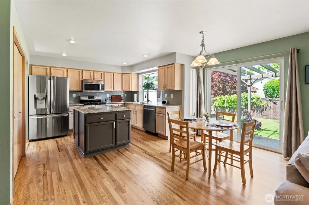 14034 SE 237th Place Kent WA 98042