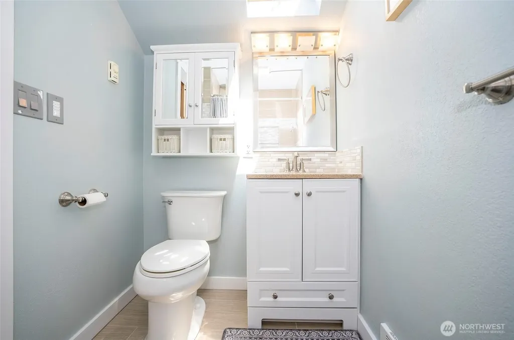 9393 Phillips Road SE Port Orchard WA 98367