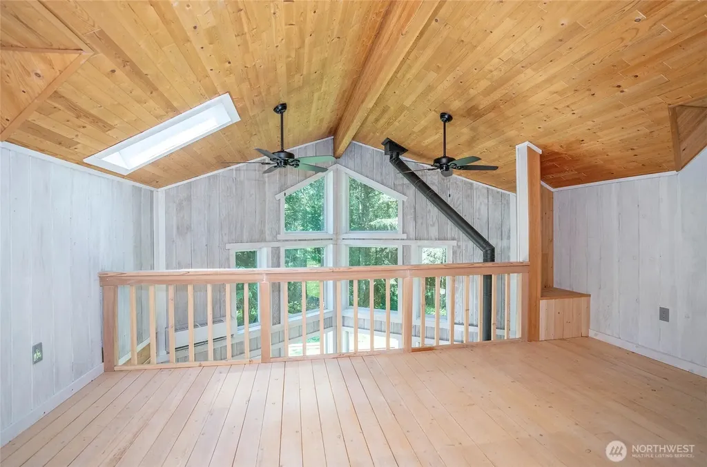 9393 Phillips Road SE Port Orchard WA 98367
