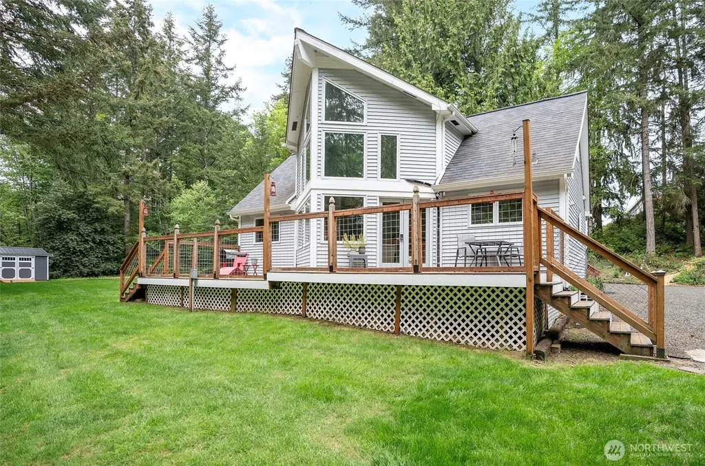 9393 Phillips Road SE Port Orchard WA 98367