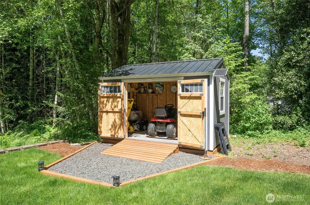 9393 Phillips Road SE Port Orchard WA 98367