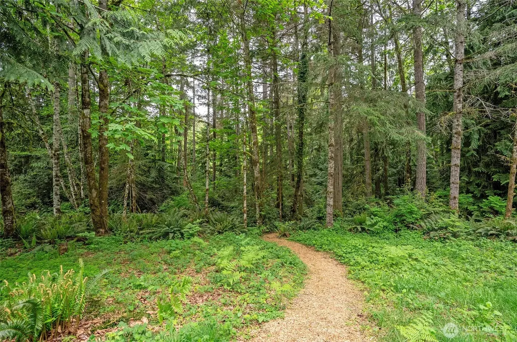 9393 Phillips Road SE Port Orchard WA 98367
