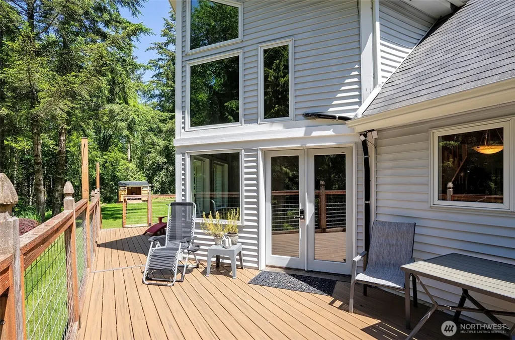 9393 Phillips Road SE Port Orchard WA 98367