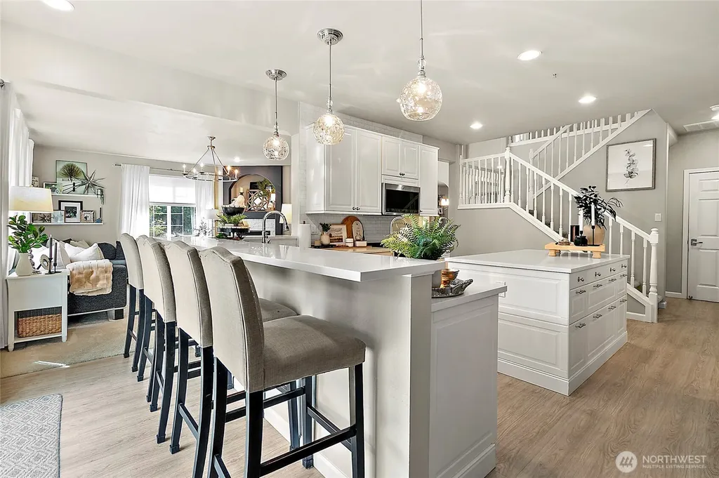 20407 SE 261st Place Covington WA 98042