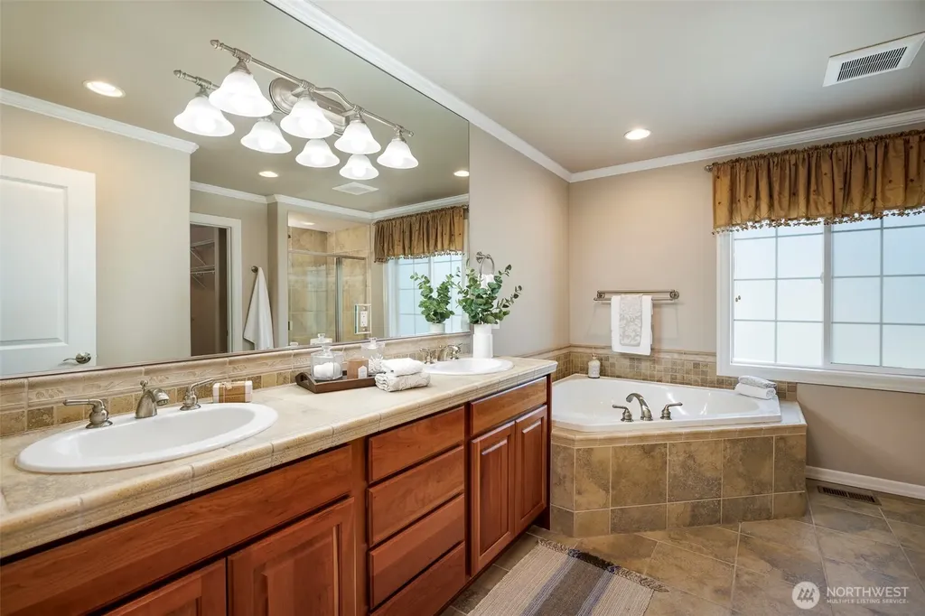 13563 NE 203rd Street Woodinville WA 98072