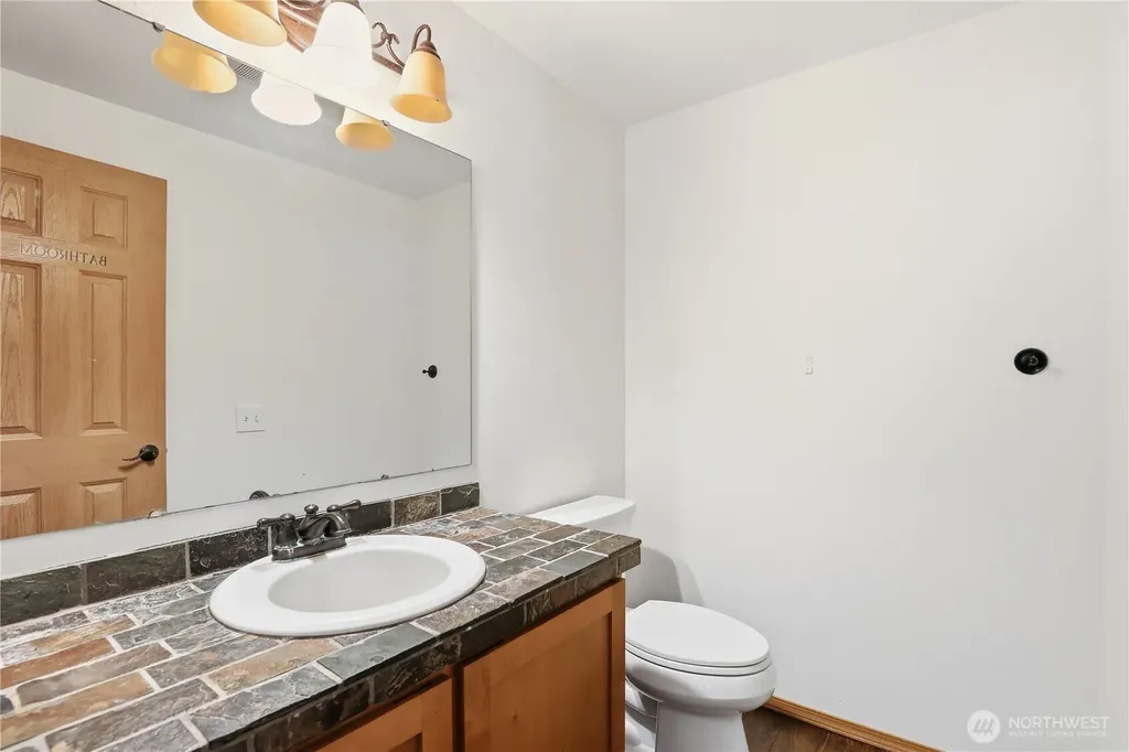 13315 104th Avenue Ct E Puyallup WA 98374