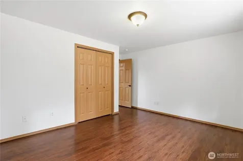 13315 104th Avenue Ct E Puyallup WA 98374