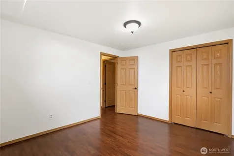 13315 104th Avenue Ct E Puyallup WA 98374