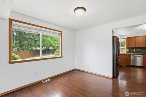 13315 104th Avenue Ct E Puyallup WA 98374