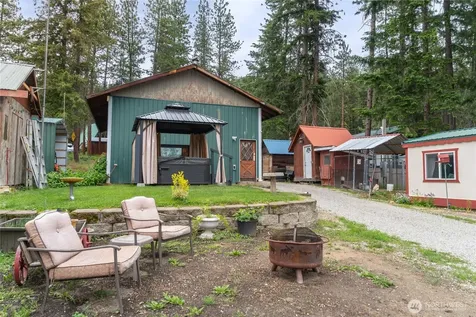 21603 Camp 12 Road Leavenworth WA 98826