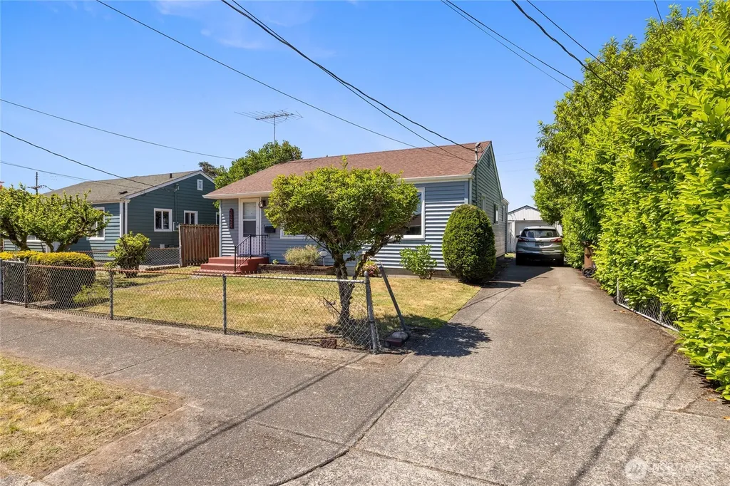 7224 S Warner Street Tacoma WA 98409