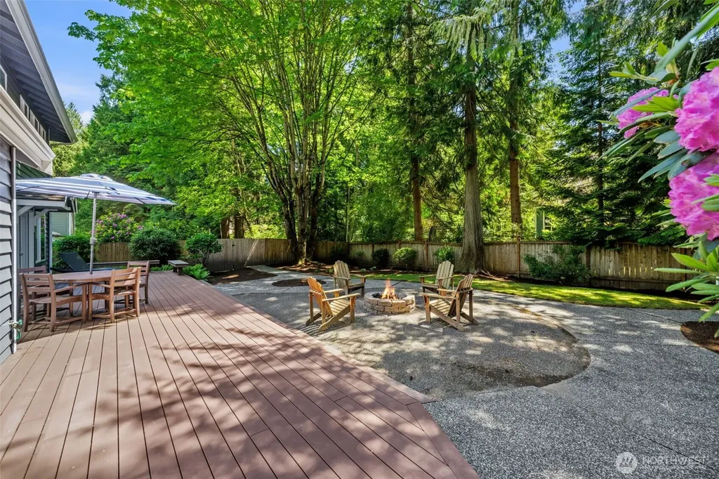 22201 NE 28th Place Sammamish WA 98074