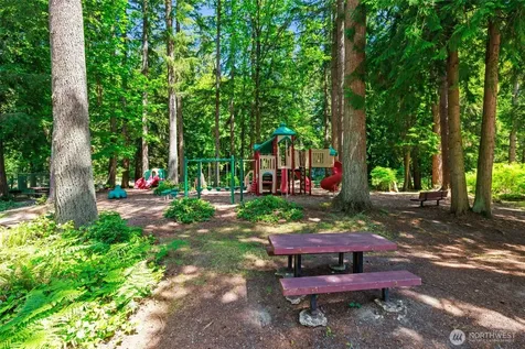 22201 NE 28th Place Sammamish WA 98074