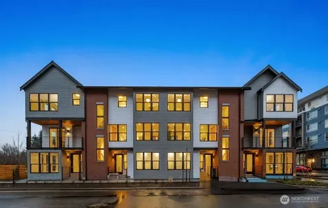 962 7th Ave NW (Homesite #4) Issaquah WA 98027