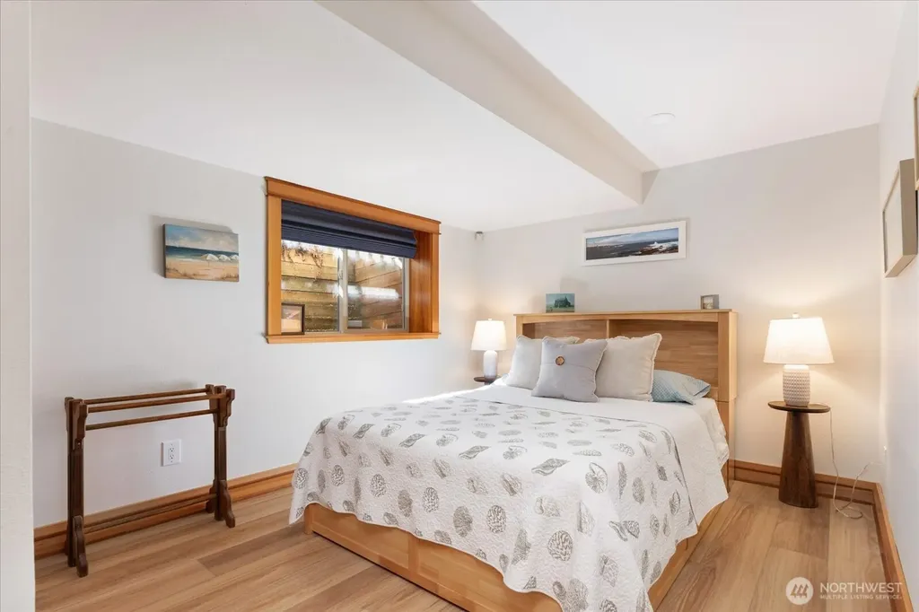 1355 Sealawn Boulevard Freeland WA 98249