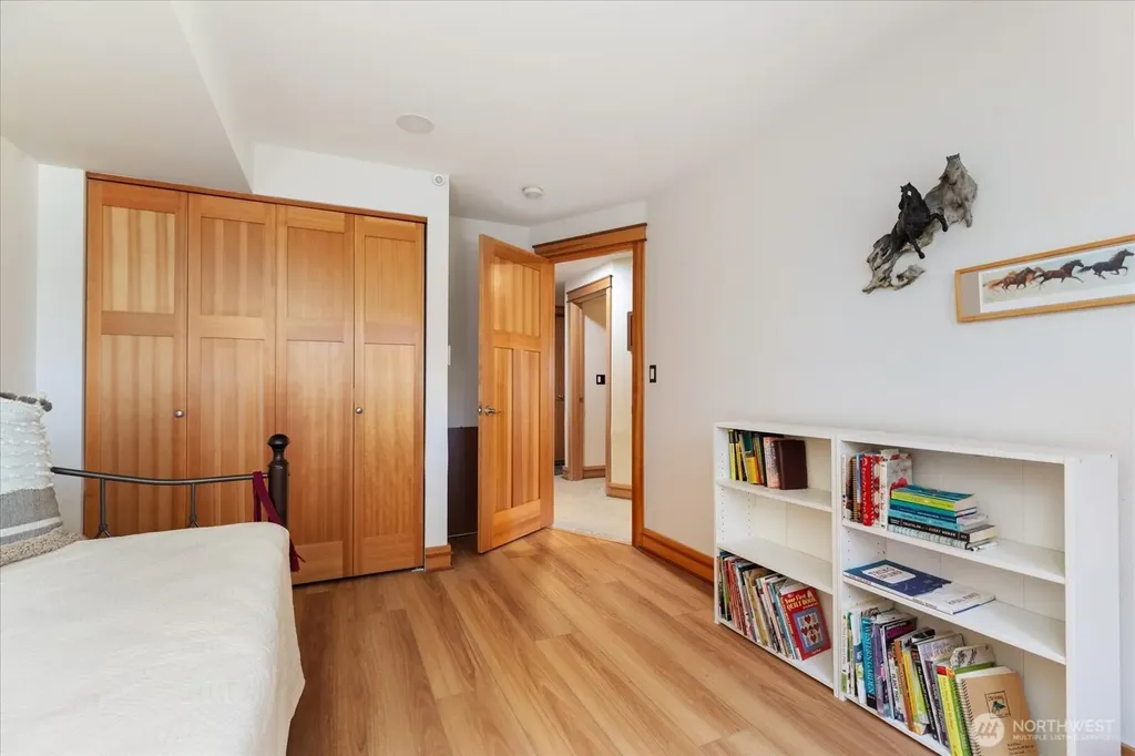 1355 Sealawn Boulevard Freeland WA 98249
