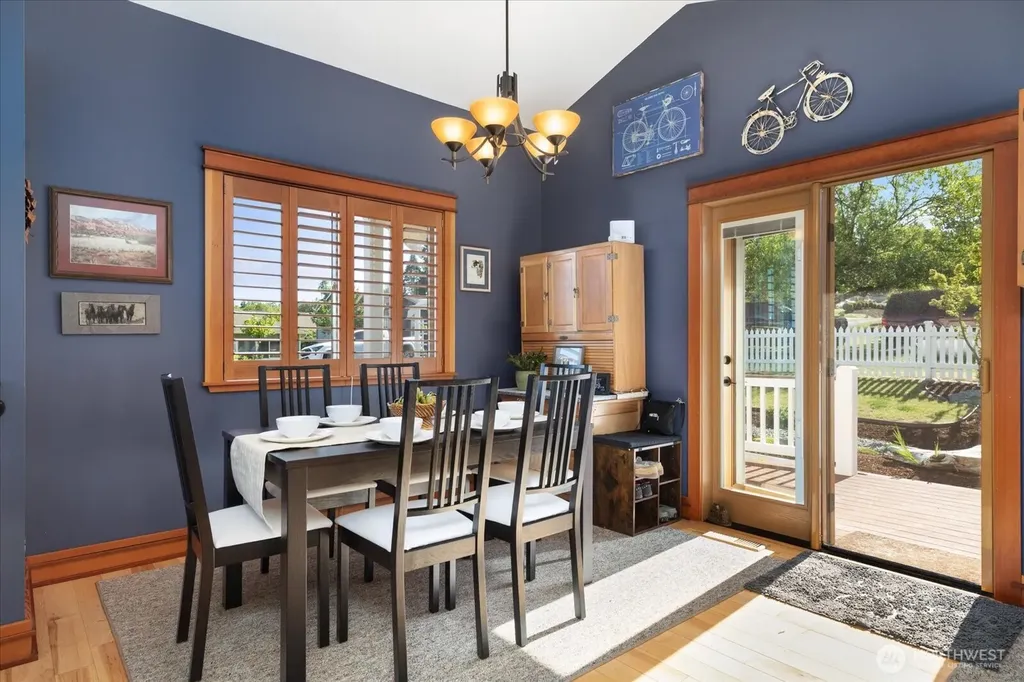 1355 Sealawn Boulevard Freeland WA 98249