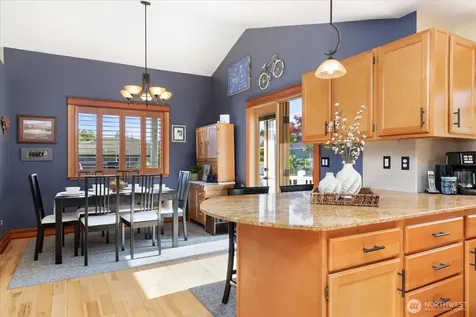 1355 Sealawn Boulevard Freeland WA 98249