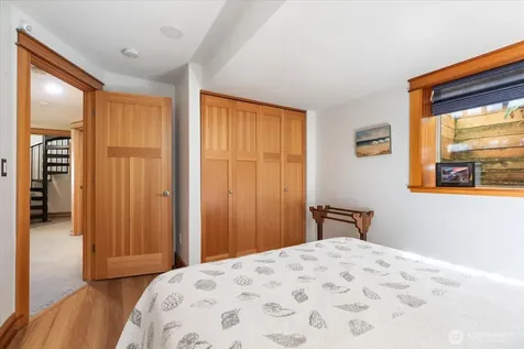1355 Sealawn Boulevard Freeland WA 98249