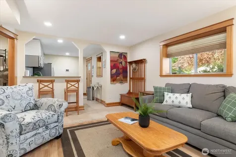 1355 Sealawn Boulevard Freeland WA 98249