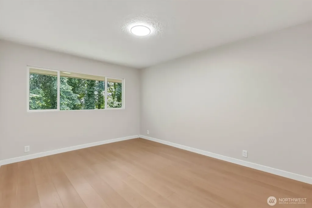 121 Lowrane Drive Kelso WA 98626