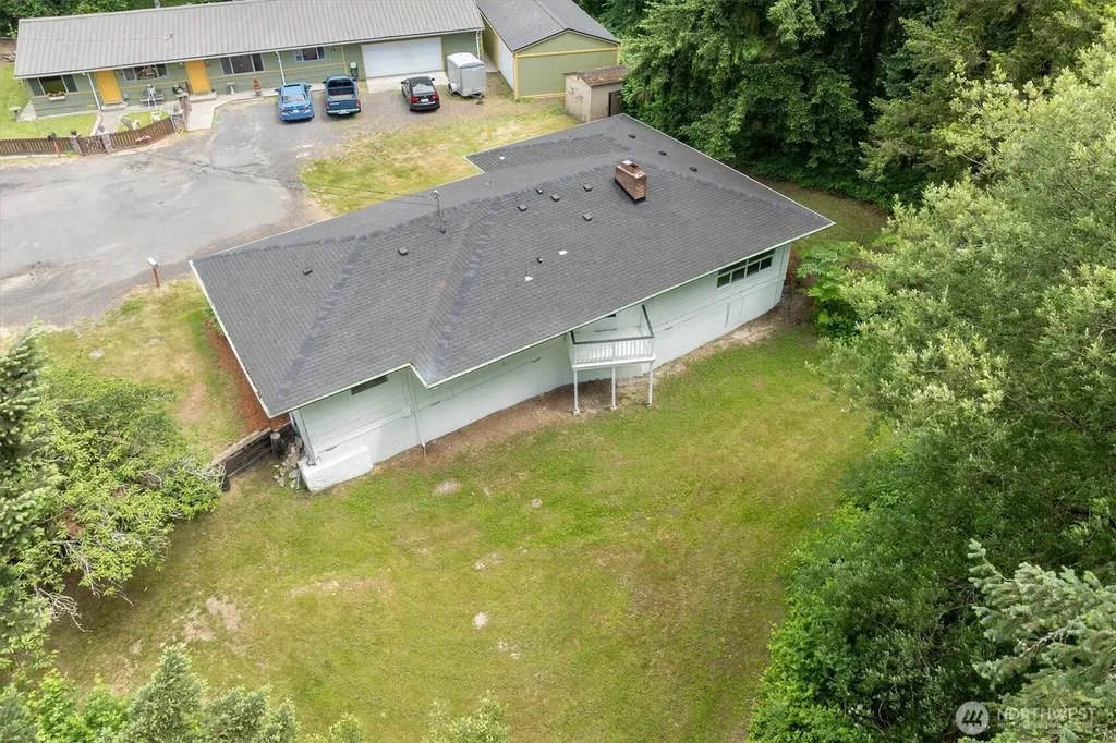121 Lowrane Drive Kelso WA 98626