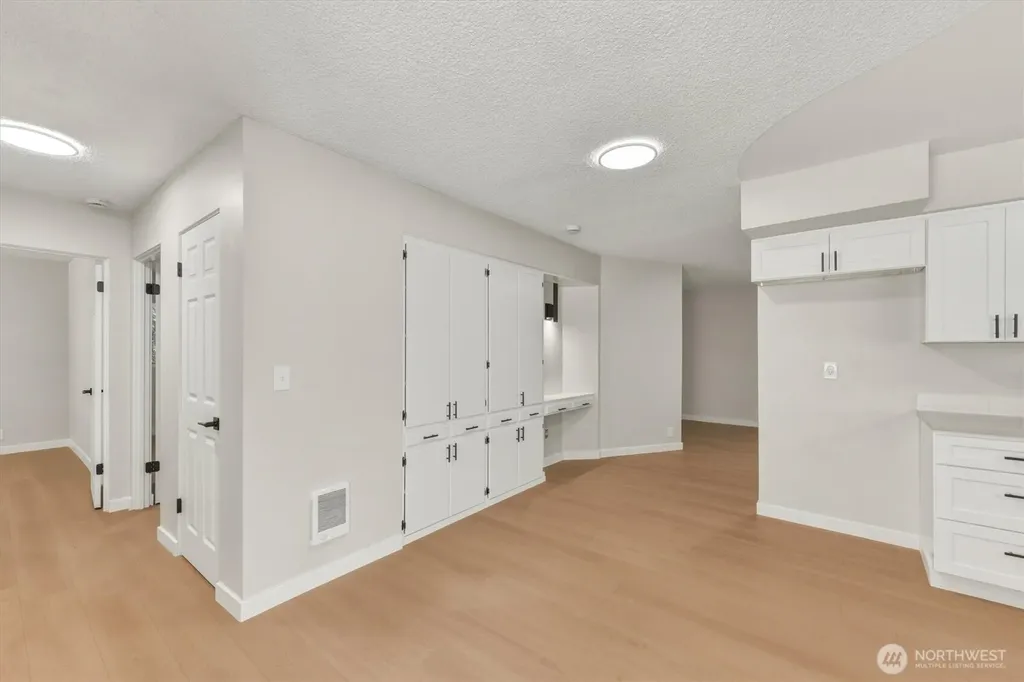 121 Lowrane Drive Kelso WA 98626