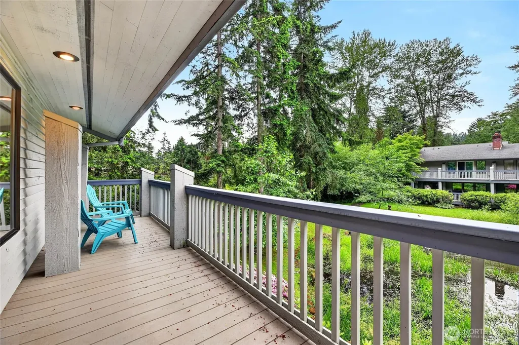 19616 61st Place NE Kenmore WA 98028