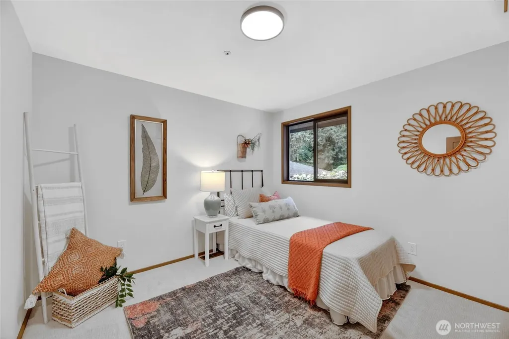 19616 61st Place NE Kenmore WA 98028