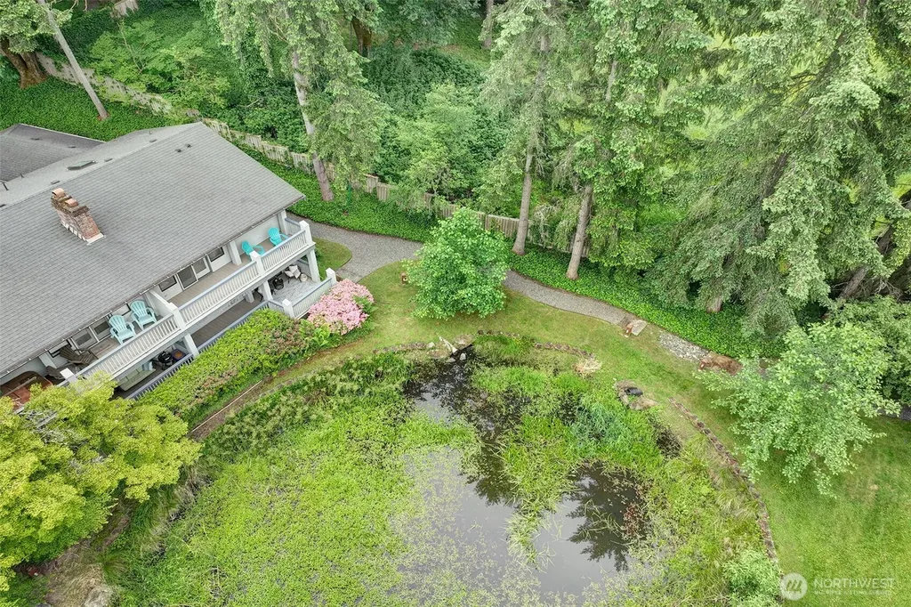 19616 61st Place NE Kenmore WA 98028