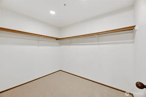 19616 61st Place NE Kenmore WA 98028