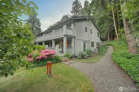19616 61st Place NE Kenmore WA 98028