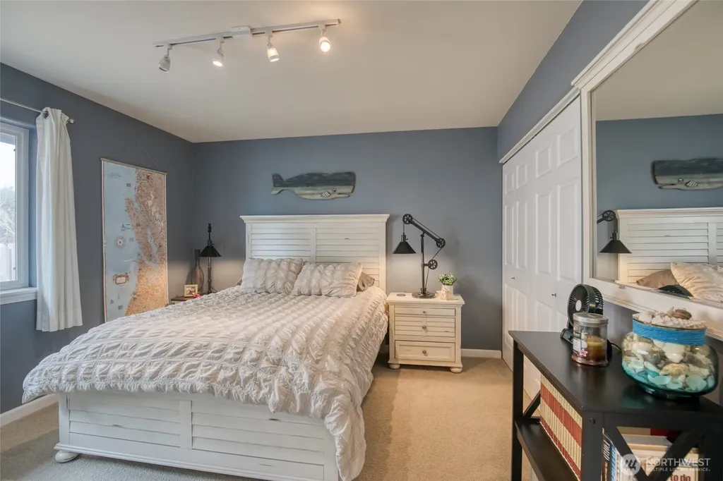 414 Salina Cruz Avenue SW Ocean Shores WA 98569
