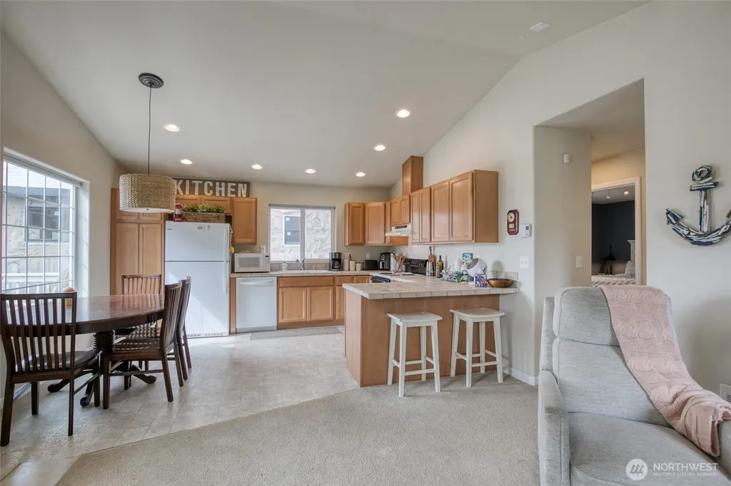 414 Salina Cruz Avenue SW Ocean Shores WA 98569