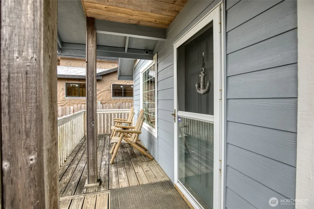 414 Salina Cruz Avenue SW Ocean Shores WA 98569