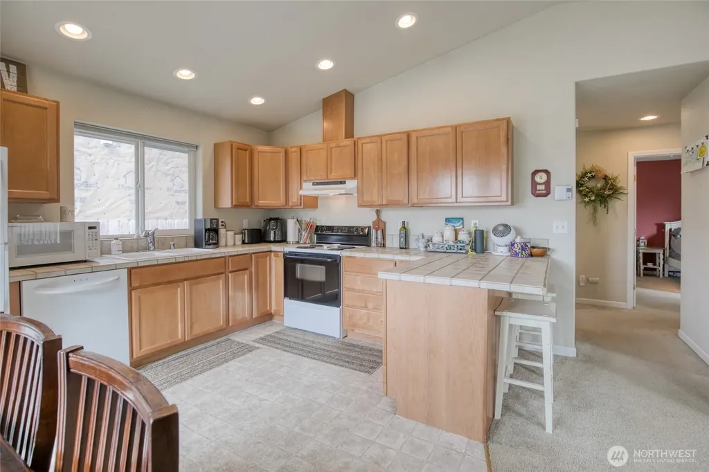 414 Salina Cruz Avenue SW Ocean Shores WA 98569