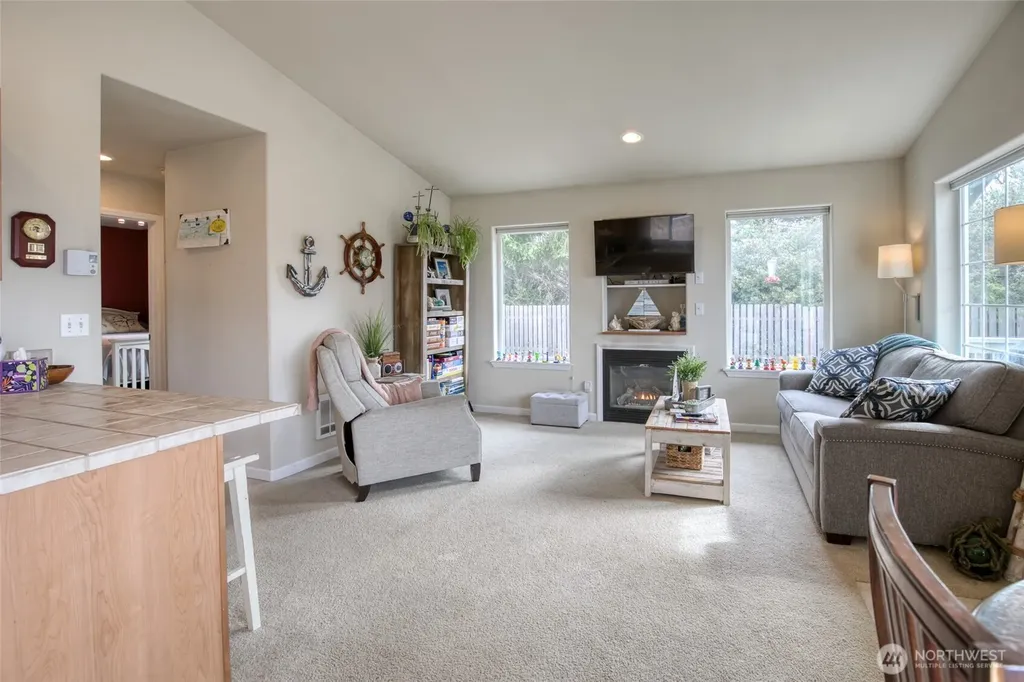 414 Salina Cruz Avenue SW Ocean Shores WA 98569