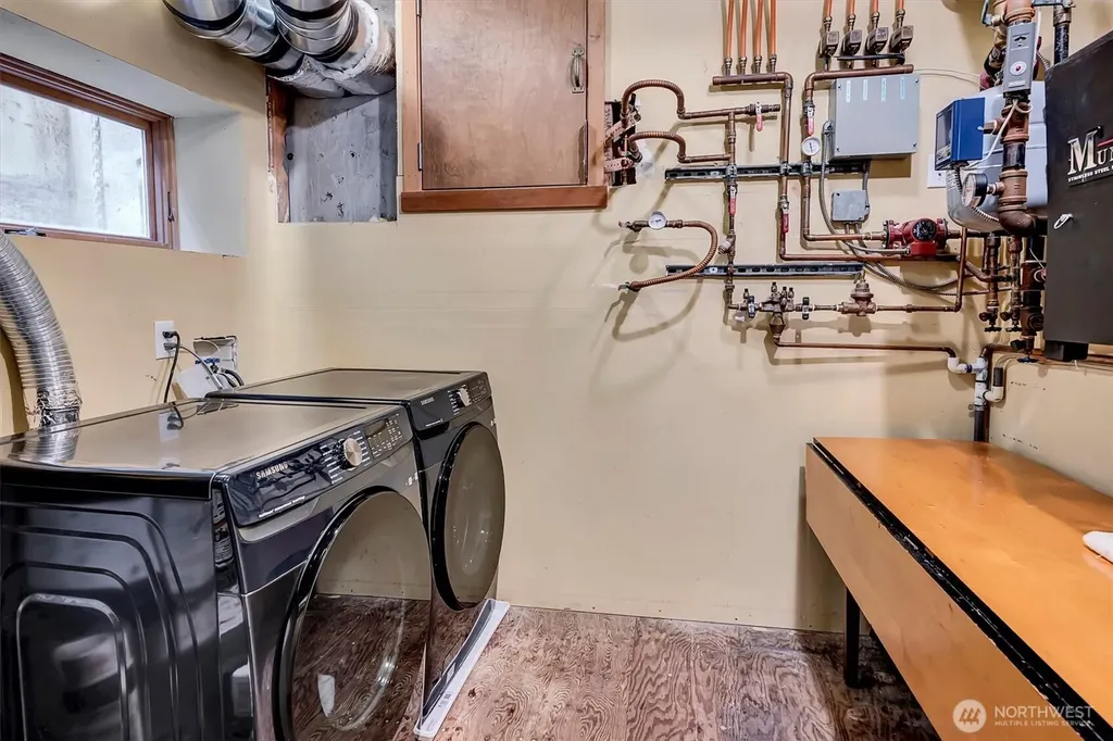 612 11th Avenue E Seattle WA 98102