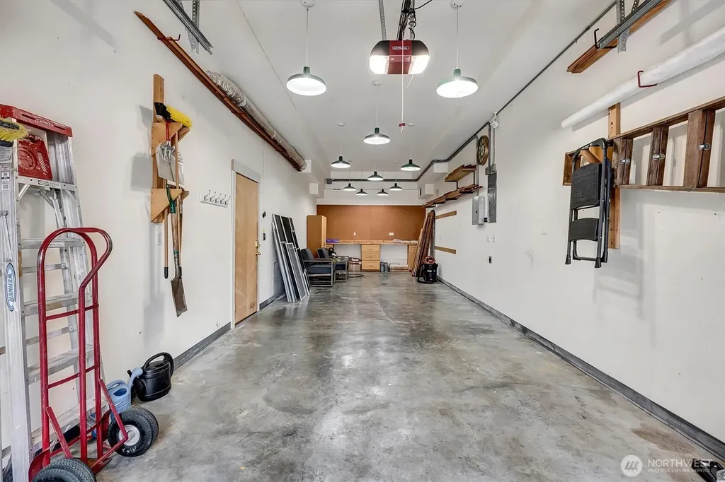 612 11th Avenue E Seattle WA 98102