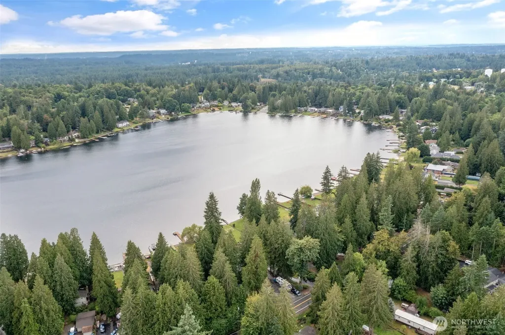 31089 E Lake Morton Drive SE Kent WA 98042