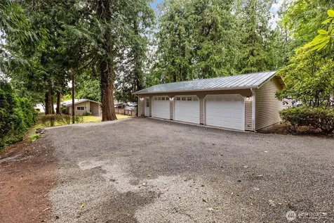 31089 E Lake Morton Drive SE Kent WA 98042