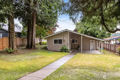 31089 E Lake Morton Drive SE Kent WA 98042