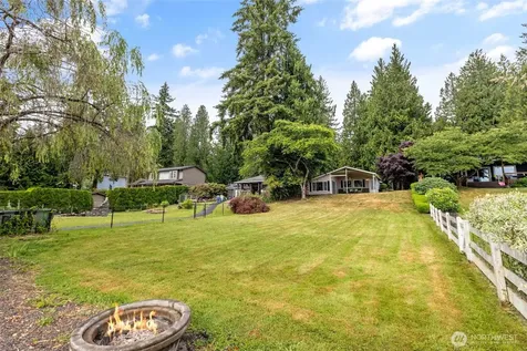 31089 E Lake Morton Drive SE Kent WA 98042