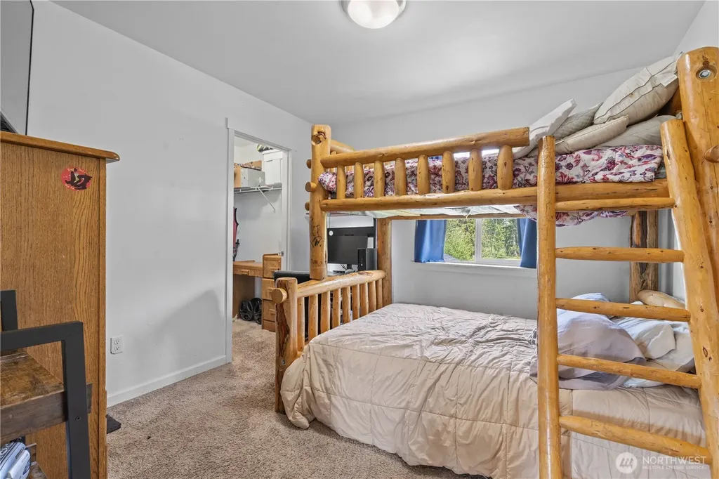 15635 Ursula Lane SE Yelm WA 98597