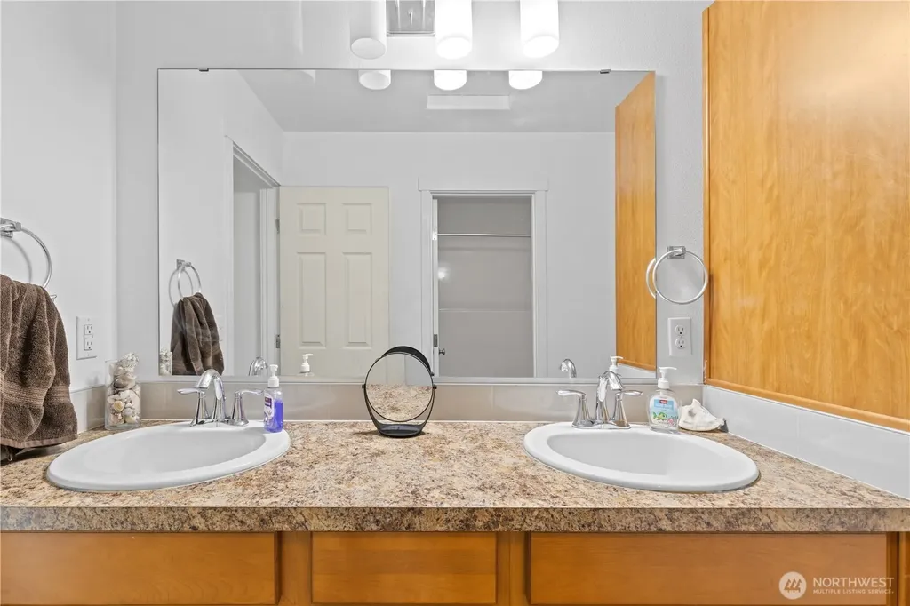 15635 Ursula Lane SE Yelm WA 98597