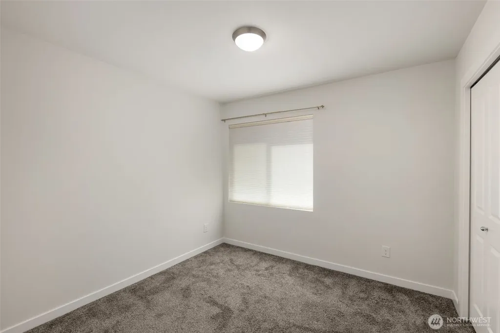 9729 10th Place SW Seattle WA 98106