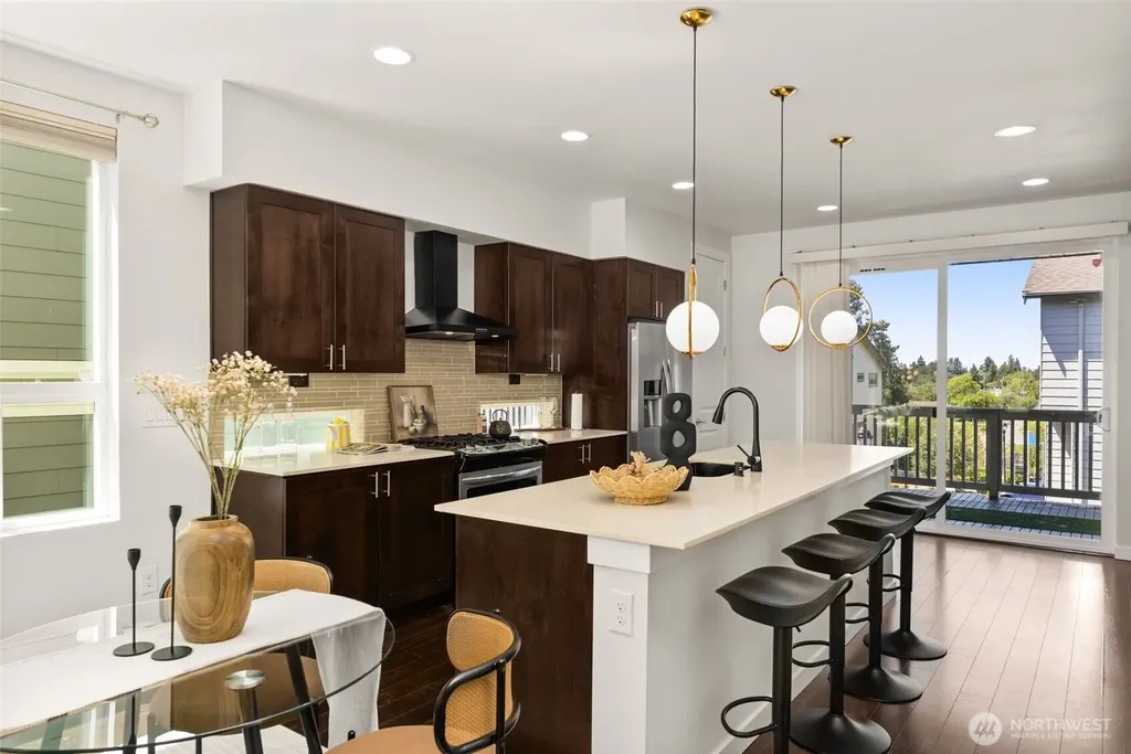 9729 10th Place SW Seattle WA 98106