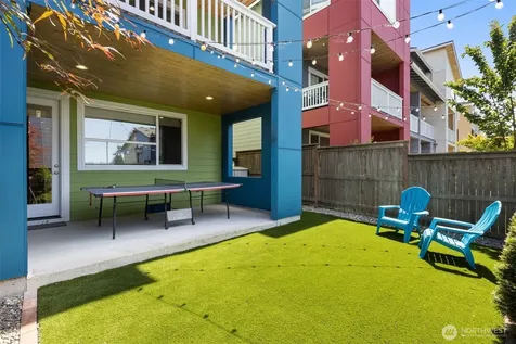 9729 10th Place SW Seattle WA 98106