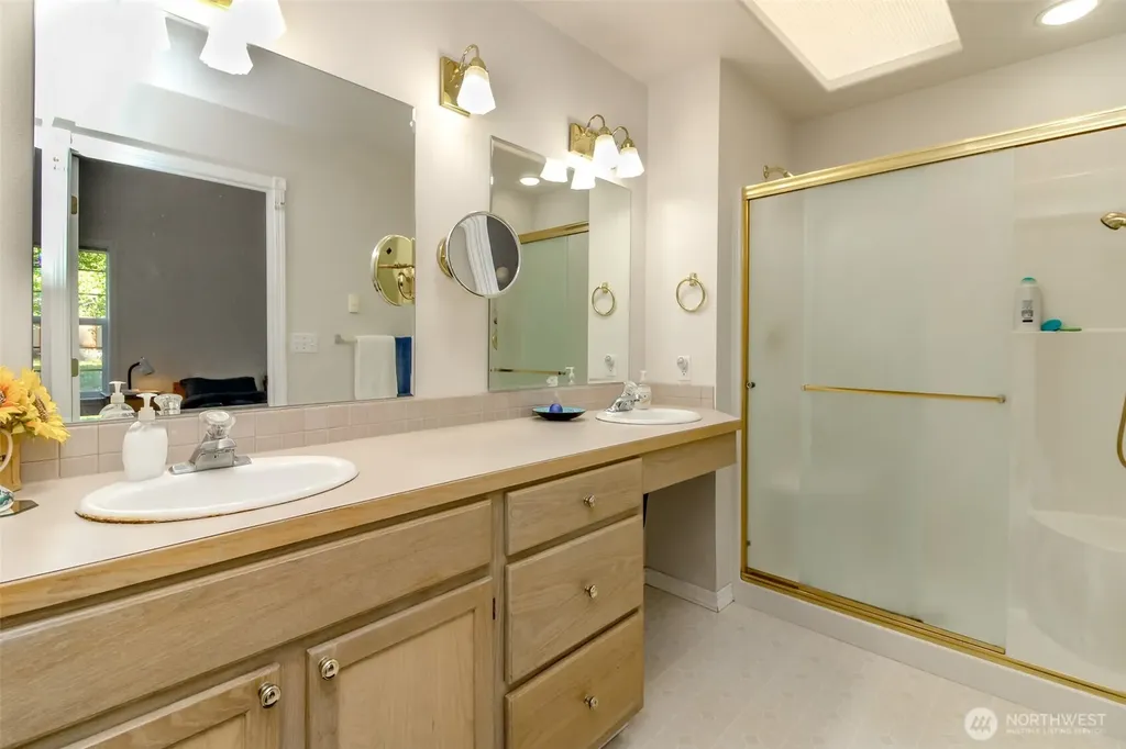 91 E Lake Forest Drive Allyn WA 98524